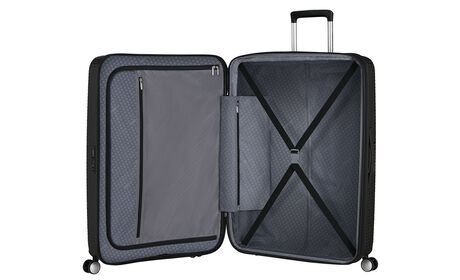 Organisation intérieure avec une poche  zippée supplémentaire