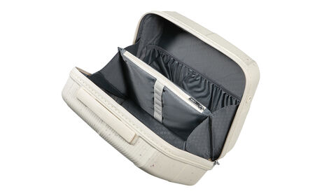 Komplett ausgestatteter Innenraum