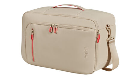 In drei möglichen Varianten zu tragen