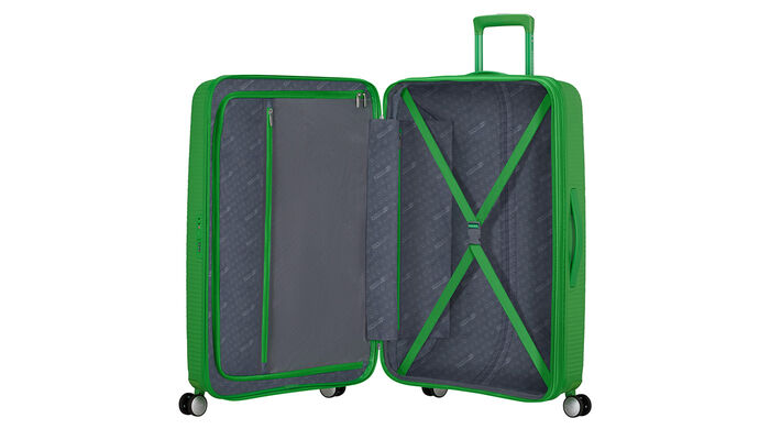 Interior organisation with extra zipped apron pocket 