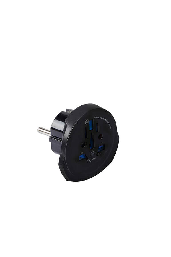 Ta Revolution Internationaler Adapter Pro, 3-polig + USB