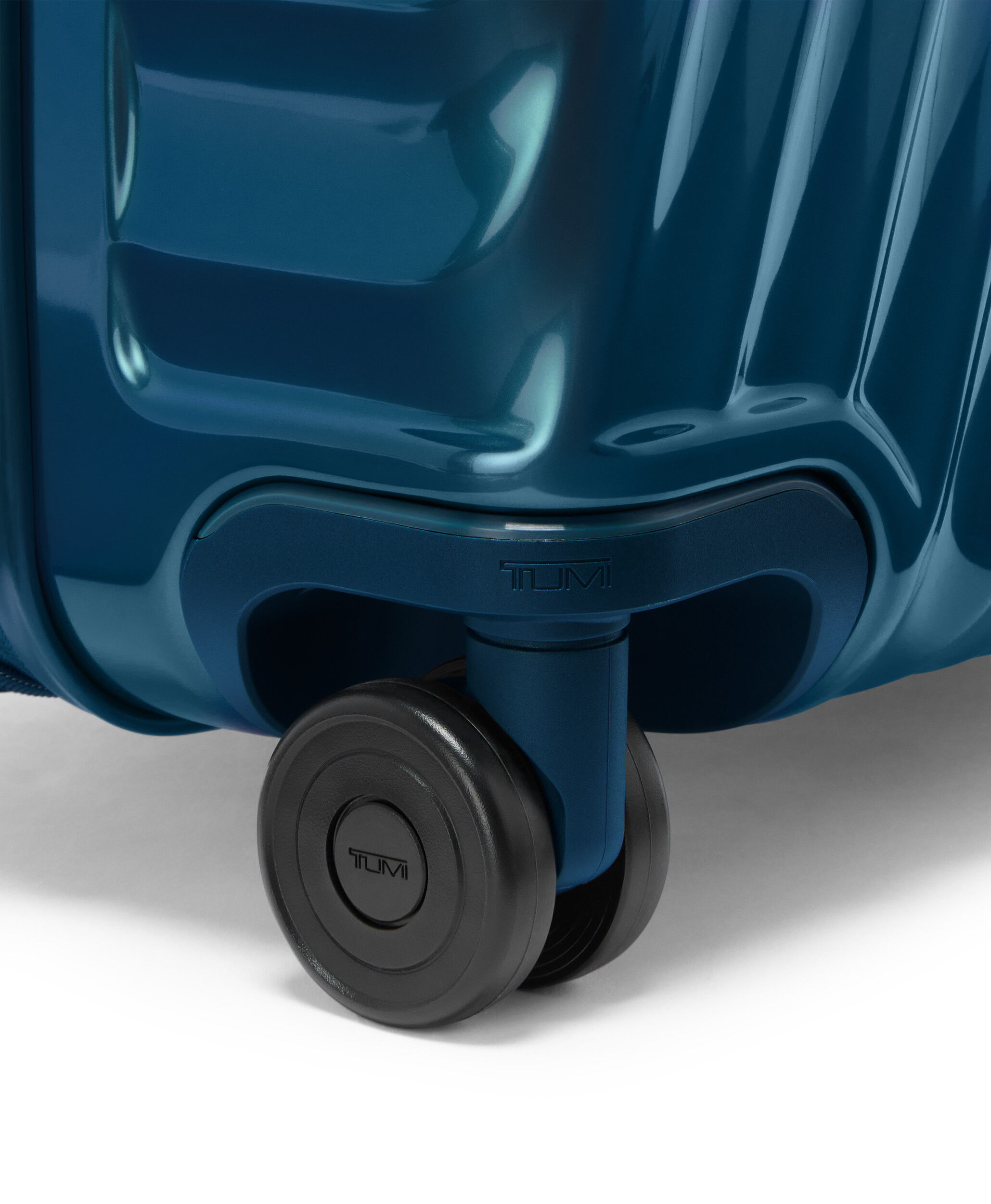 19 Degree Checked Luggage 76cm