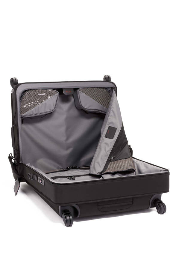 TUMI Alpha 3 EXT TRIP 4 WHL GMT BAG Black